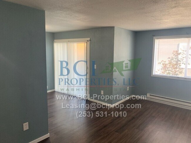 Foto del edificio - 3310 S Sawyer St