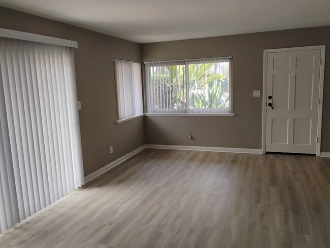 Building Photo - 301 Santa Isabel Ave