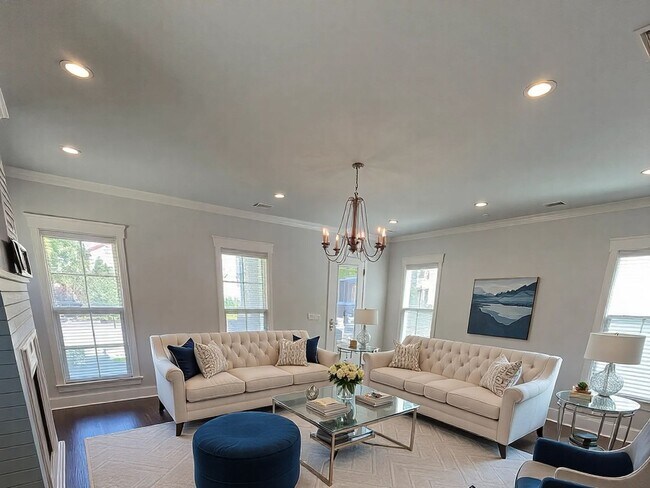 Foto del edificio - 3 bed/2 bath Downtown Dream Home !!