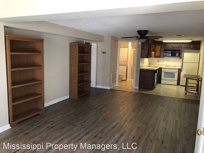 Foto del edificio - 2 br, 2 bath House - 623 N Gloster Street ...