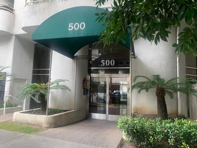 Foto del edificio - 500 S Berendo St