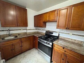 Building Photo - 2851 Valentine Ave