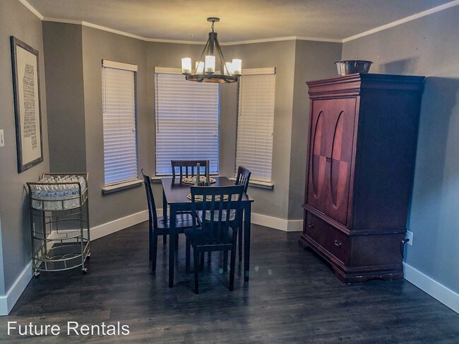 Foto del edificio - 3 br, 2 bath House - 3209 Thunder Rd.