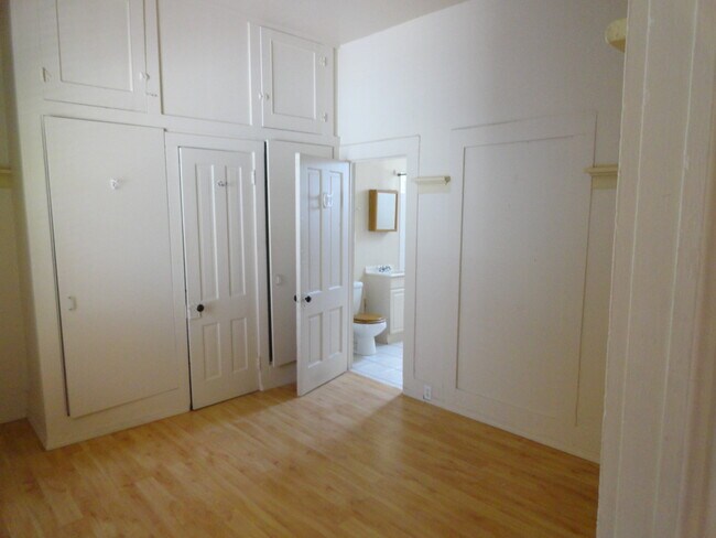 Bedroom and Bath - 858 21st St