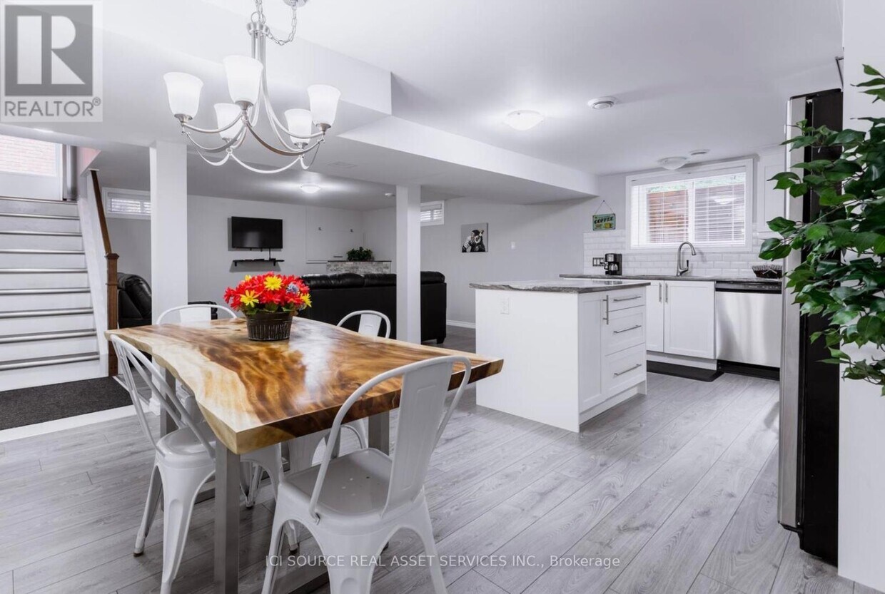 Photo principale - 1492-1492 Northdale St