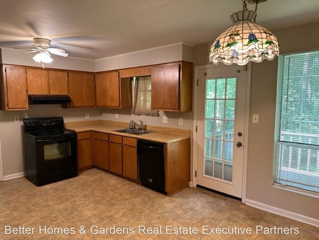 Building Photo - 3 br, 2.5 bath House - 3904 Cobblestone Ln