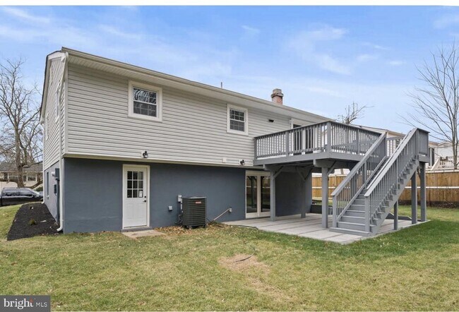 Foto del edificio - 4604 Kentwood Ln