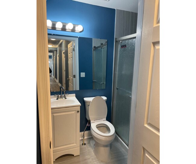 Building Photo - 3010 Virginia Ave