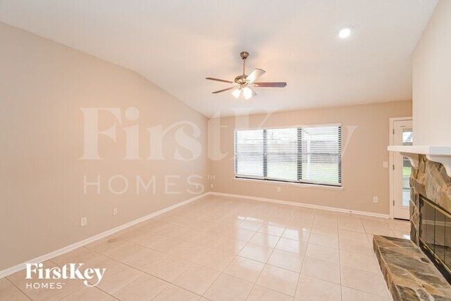Building Photo - 8519 Moss Pointe Trail S