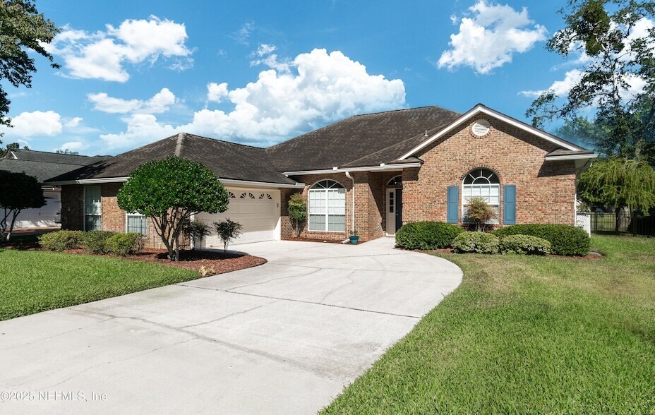 Foto principal - 1995 Bluebonnet Way