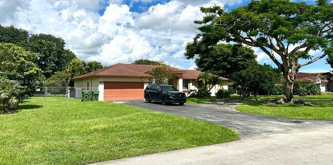 Foto del edificio - 1771 NW 17th St