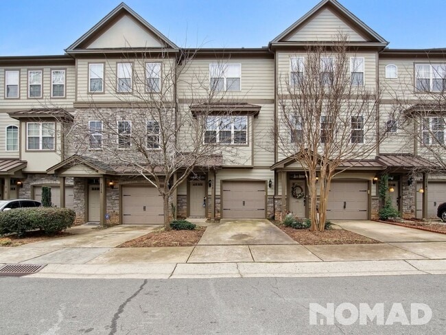 Foto del edificio - 2614 Stewart Pines Dr