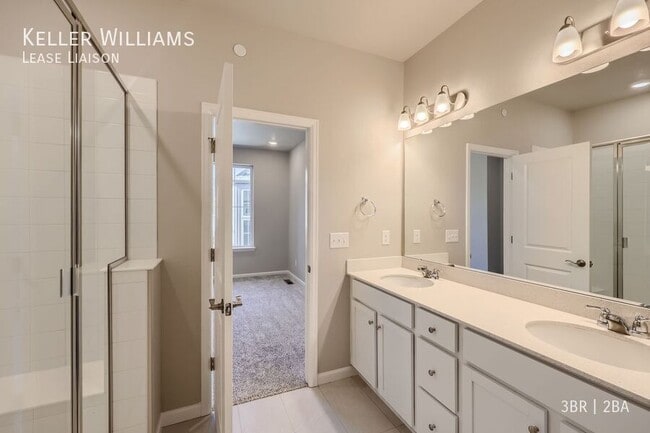 Building Photo - 477 Millwall Cir