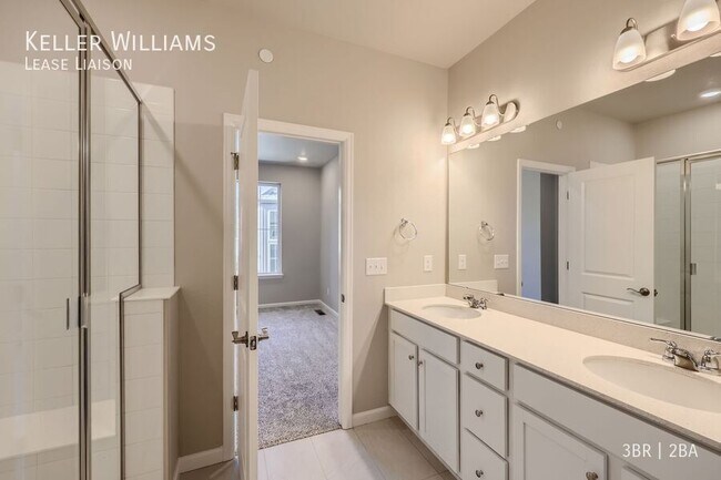 Foto del edificio - 477 Millwall Cir