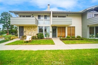 Building Photo - 6216 Tapia Dr