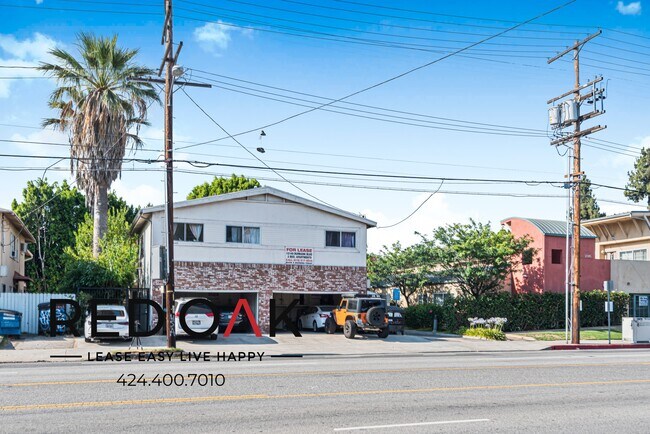 Foto del edificio - 2 Weeks Free! Incredible Two Bedroom Walk-...