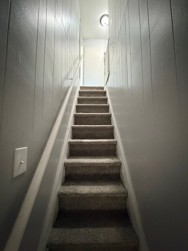 Foto del edificio - 6132 Glenmore Ave