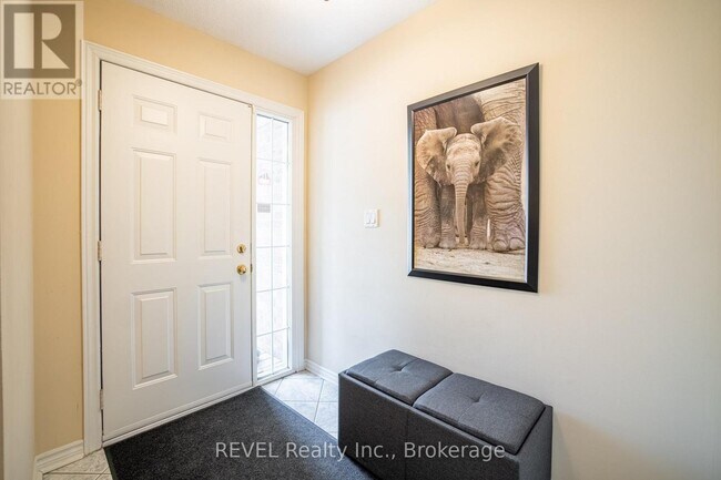 Building Photo - 1439 Niagara Stone Rd