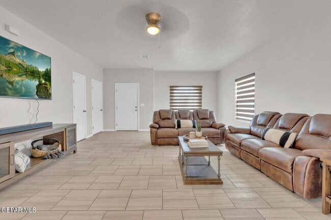 Building Photo - 12017 Cotton Cloud Wy