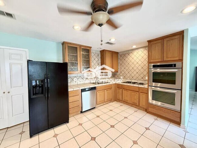 Foto del edificio - Well established home in Grapevine