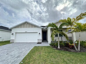 Building Photo - 9035 Dahlia Cir
