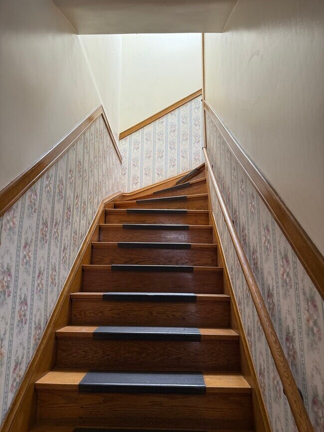 Building Photo - 2306 S Marshall Blvd