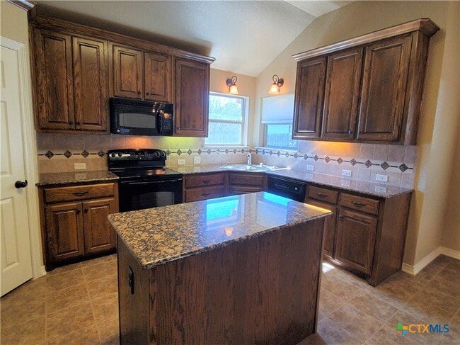 Building Photo - 5020 Sean Patrick Glen