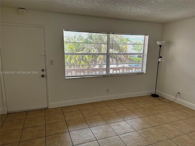 Foto del edificio - 241 SE 9th Ave