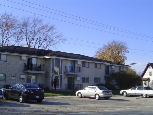 Building Photo - 8401 N Granville Rd