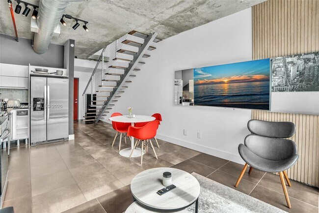 Foto del edificio - 690 SW 1st Ct