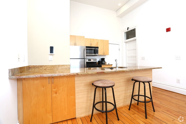 Interior Photo - 141 East