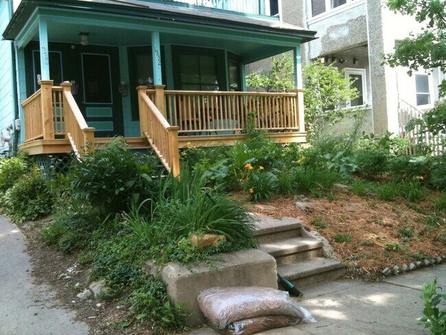 Building Photo - 1330/1332 Jenifer St.