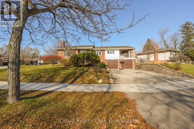 Building Photo - 2101 Parkway Dr