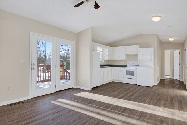 Foto del edificio - 1 bed/1 bath. Pet Friendly Travel Nurse