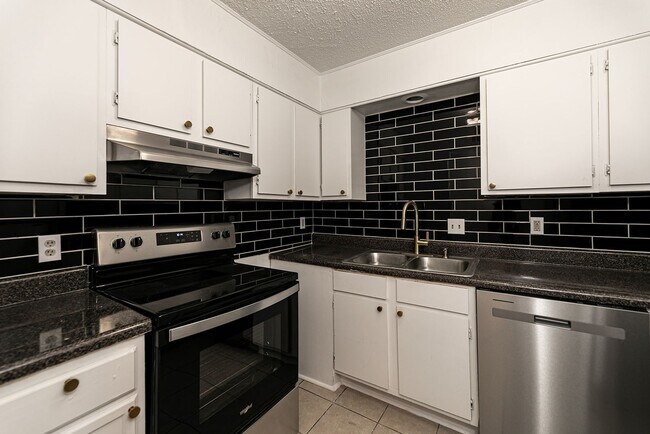 Foto del edificio - 2775 The Springs Ct