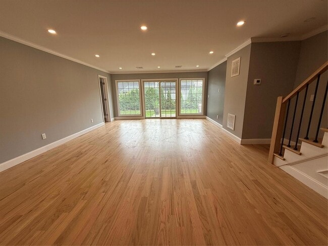 Building Photo - 64 Haymaker Ln