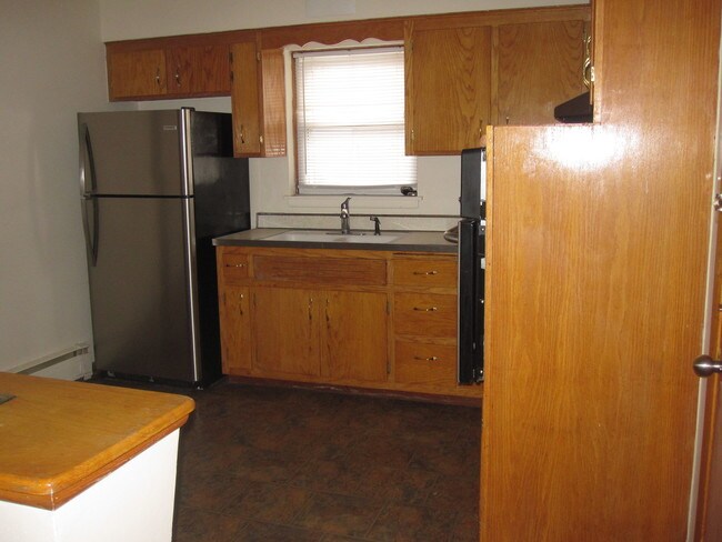 7719 W Fullerton Ave Elmwood Park Il 60707 Condo For Rent In