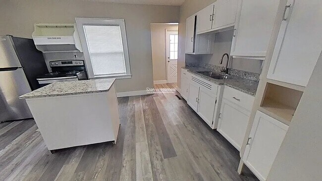 Foto del edificio - 529 E Victoria St