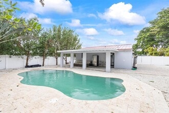 Building Photo - 1815 N 27th Ave