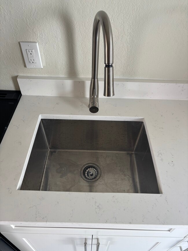 Photo - 7261 Bay St Apartment