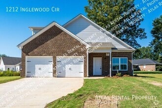 Building Photo - 1212 Inglewood Cir