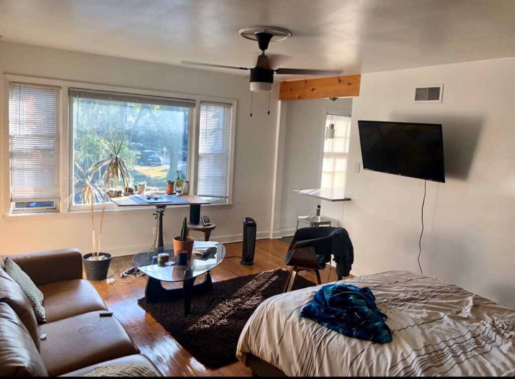 Foto principal - 2100 E Locust St