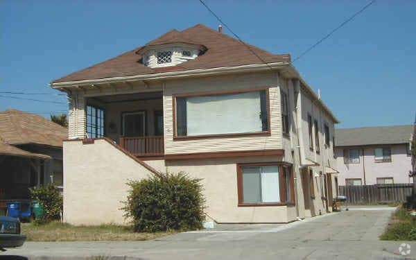 Building Photo - 1514 9th St