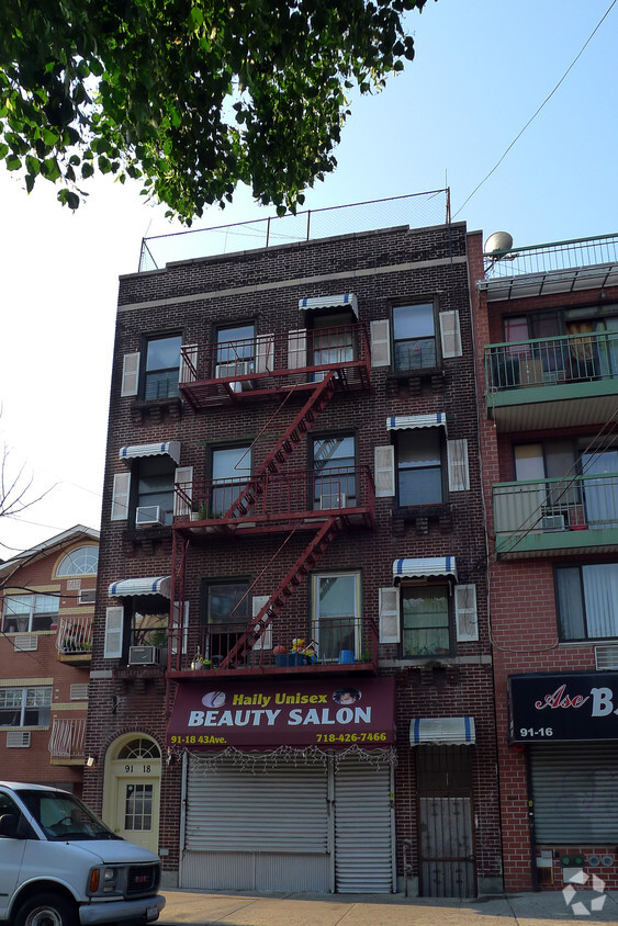 Building Photo - 91-18 43rd Ave