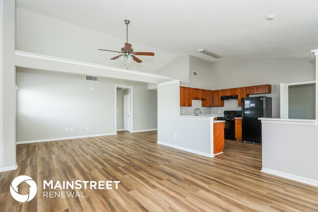 Foto del edificio - 7954 Blackwood Ln
