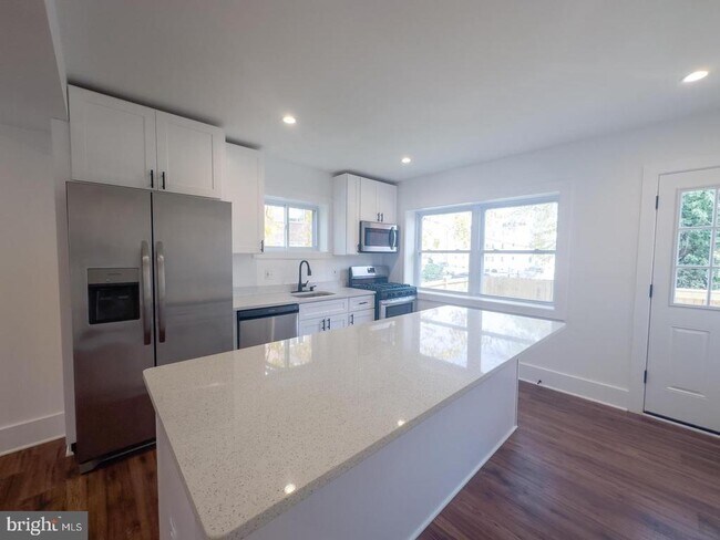 Foto del edificio - 3326 12th St SE