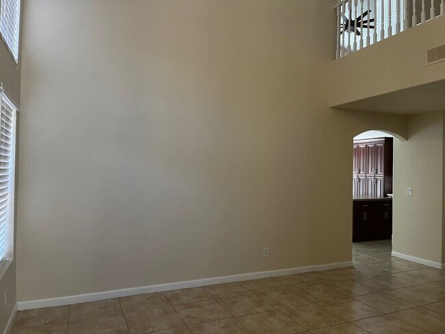 Building Photo - Summerlin Gem Ready to Move-In!