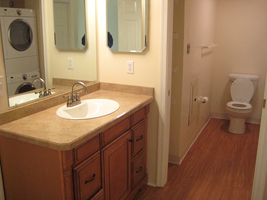 440 S State St. Unit E6, Newtown, PA 18940 Apartments in Newtown, PA