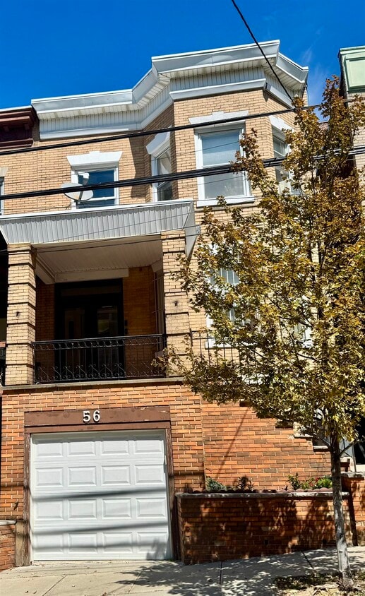 Primary Photo - 56 LIBERTY Pl