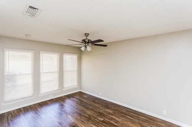 Building Photo - 1765 Brown